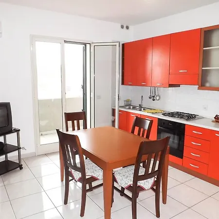 Apartment Kale Polis Trilo 1 *